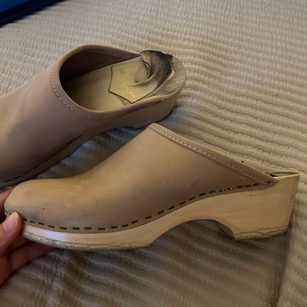 No. 6 Clogs
